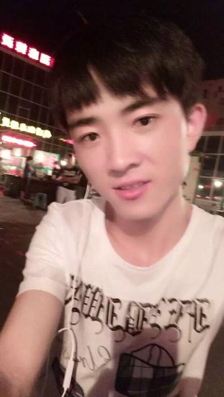 小先生的第一张照片--平湖父母相亲团
